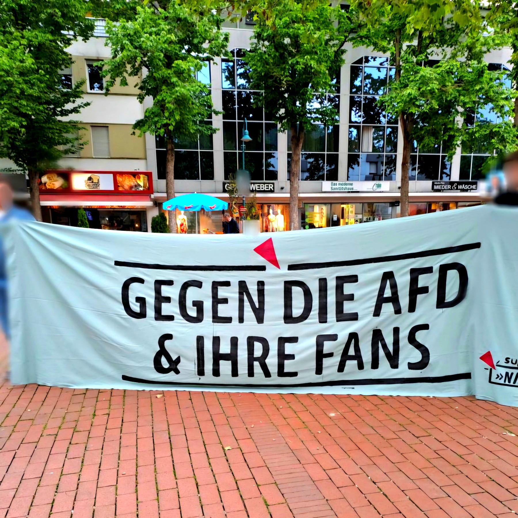 Doppelter Protest gegen den AfD-Wahlkampf – antifaschistischer Protest kriminalisiert (18.05.2024)